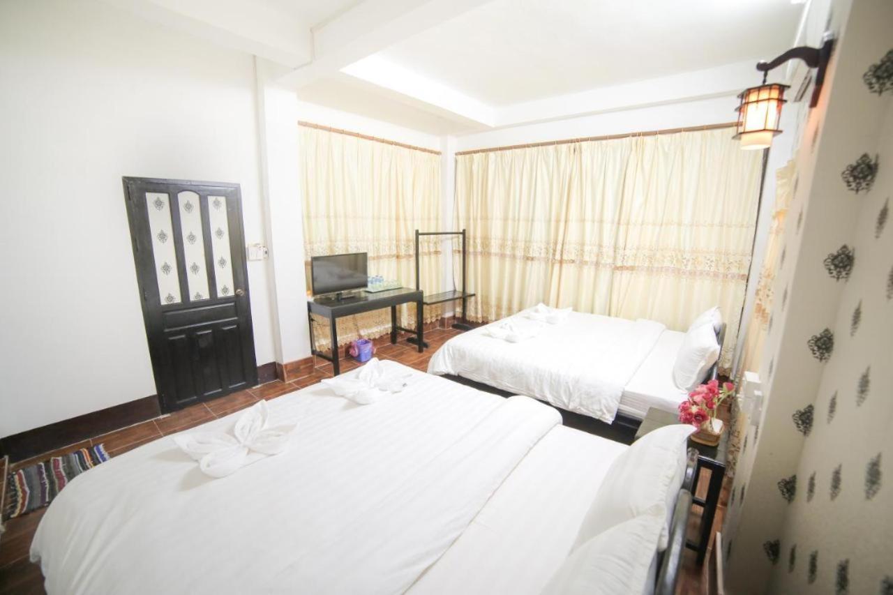 Vang Vieng Lily Backpackers Hostel Exteriér fotografie